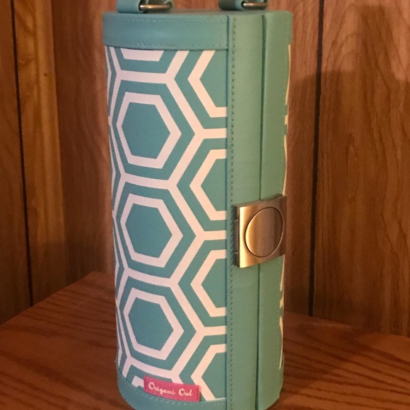 Origami Owl Mobile Jewelry Box Organizer